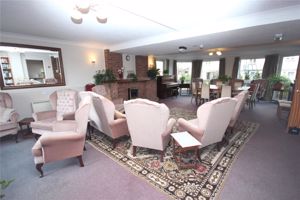RESIDENTS LOUNGE- click for photo gallery